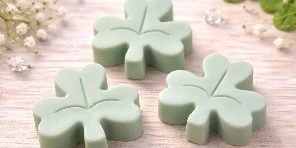 Green clover soy wax melts for home fragrance