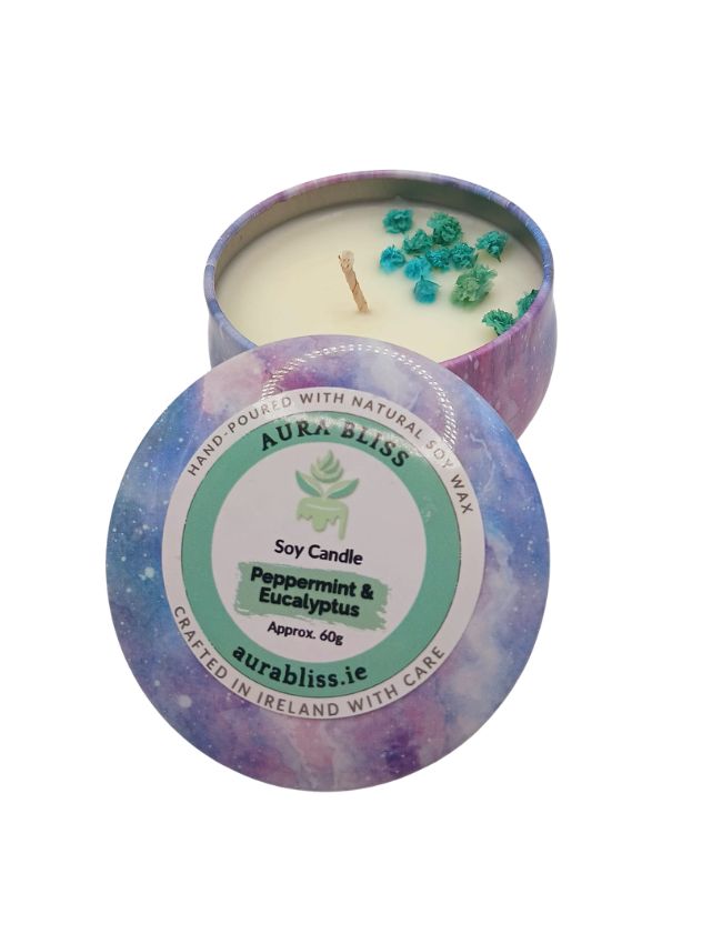 Peppermint and Eucalyptus soy candle in decorative tin with dried flower decoration