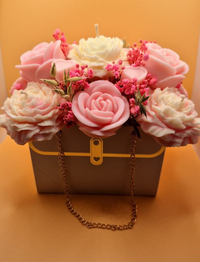 Luxury Wax Bouquet – Boxed Elegance That Lasts