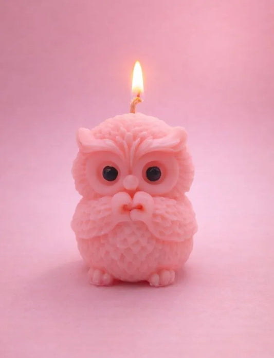 Pink Wise Owl soy wax candle with detailed feathers