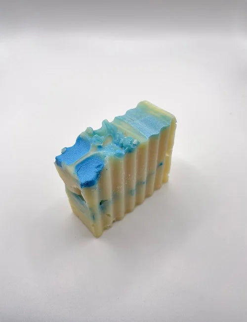 A vibrant aloe and lemon soap bar, ideal for refreshing and revitalizing your skin naturally.