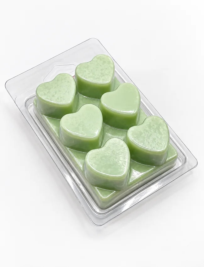 Green 6 Heart Soy Wax Melts in clear clamshell pack