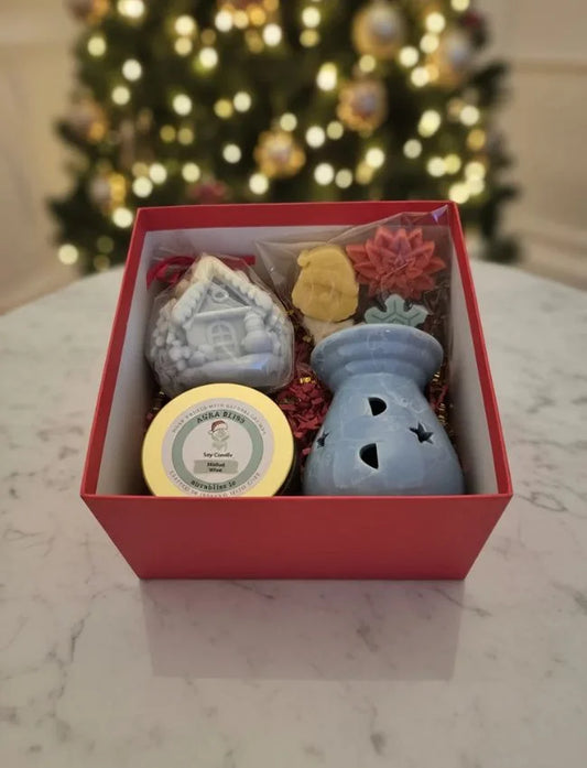 Christmas Candle and Wax Melt Gift Box in red