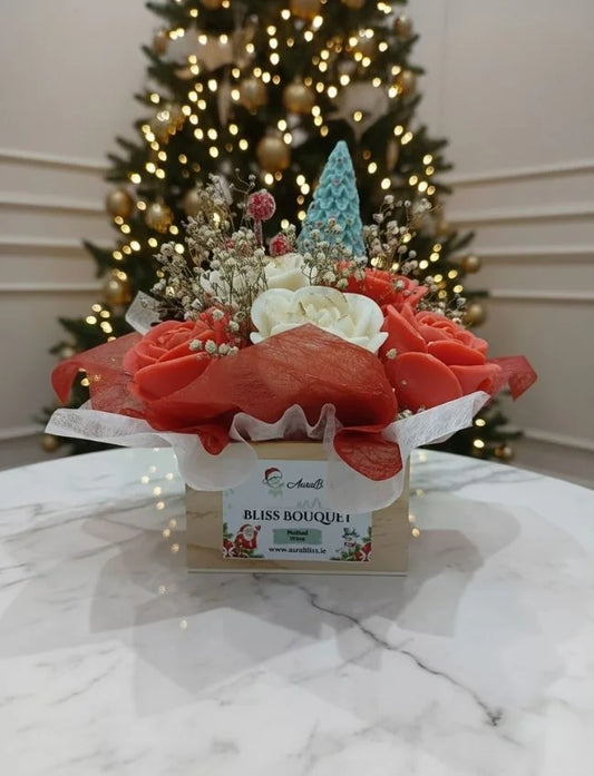 Classic Christmas Candle Bouquet in wooden box
