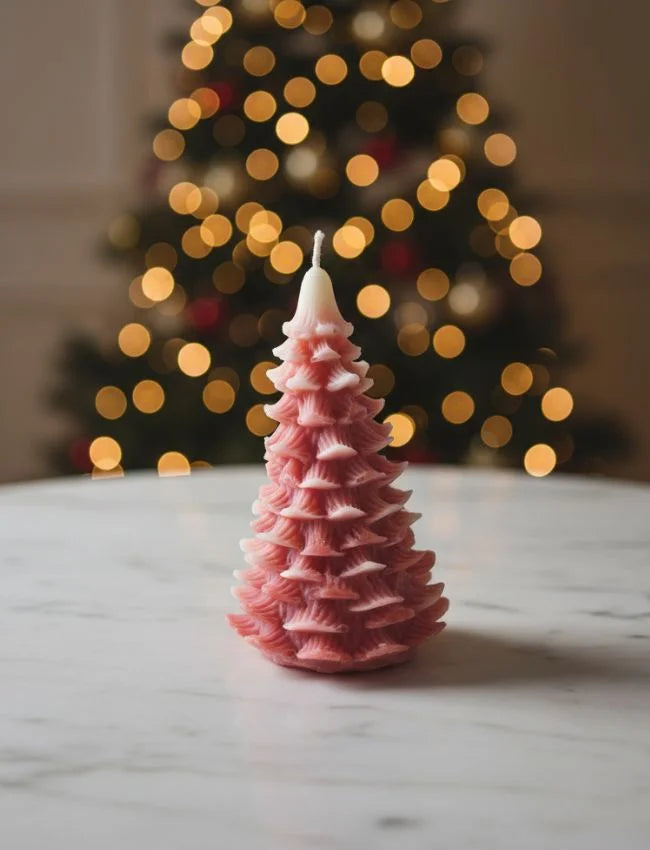 Red and white Classic Christmas Tree candle