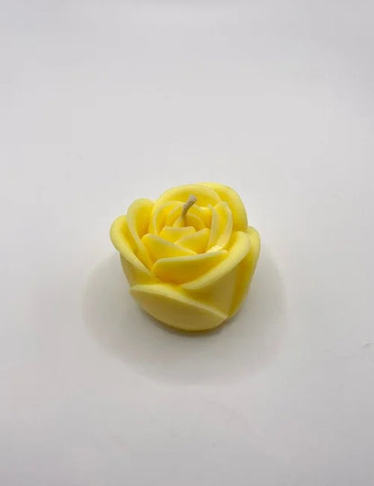 Yellow Rose Elegance rose-shaped soy wax candle